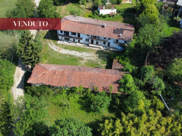 Pecetto (TO) – Cascina Sabena casale storico del ‘600