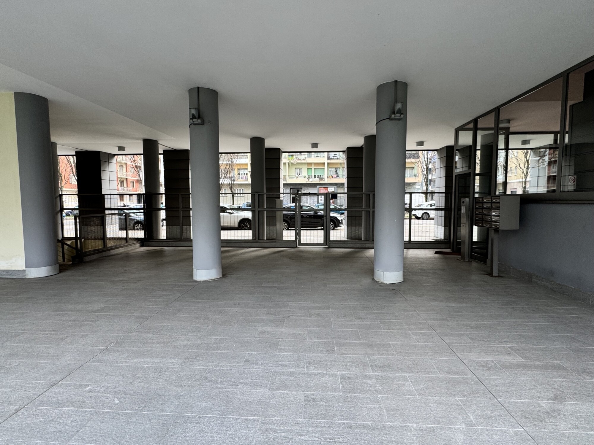 CORSO ROSSELLI 118 – 6 LOCALI CON TERRAZZO
