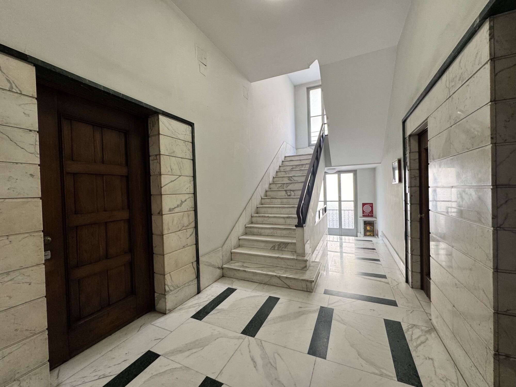 QUADRILOCALE MQ 112 CON TERRAZZO