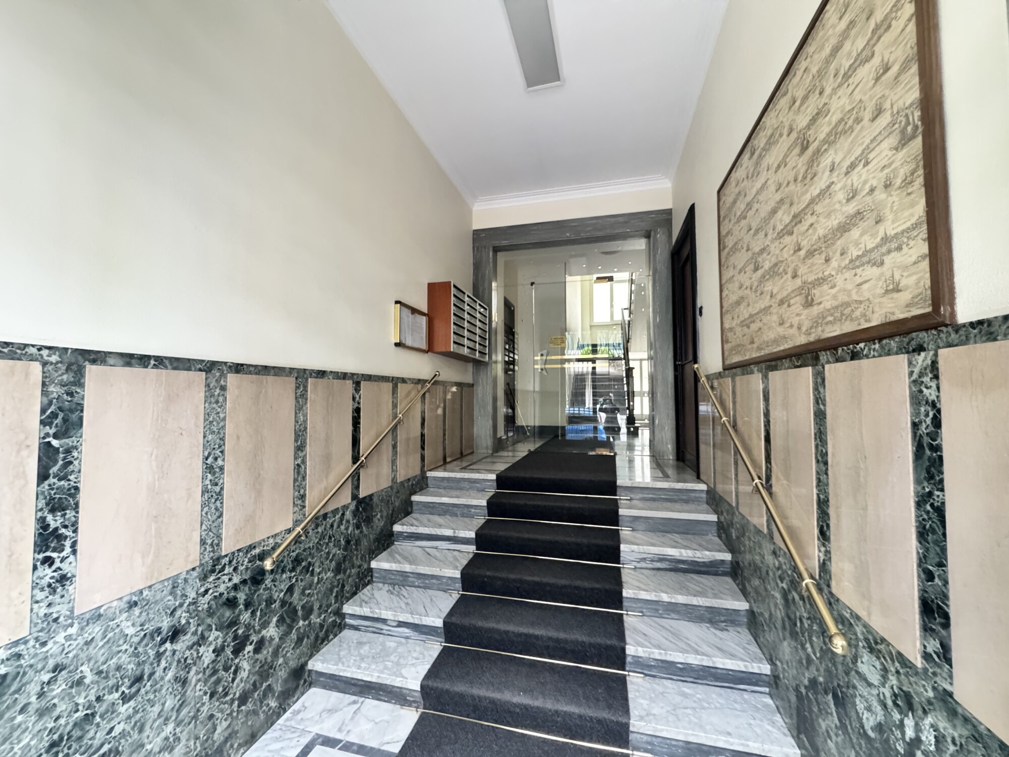 VIA AVIGLIANA 7, QUADRILOCALE TOTALMENTE RISTRUTTURATO