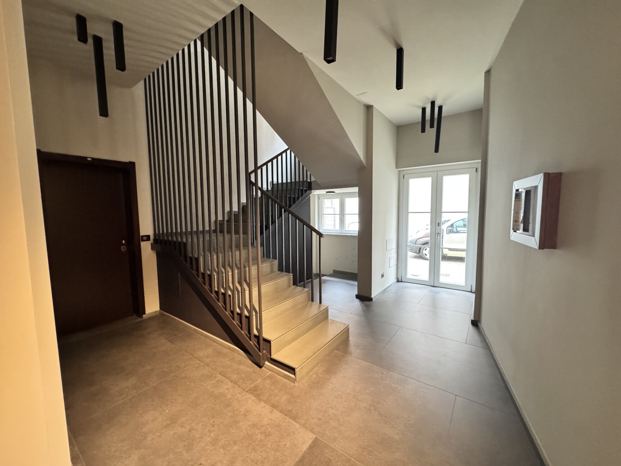 VIA CELLINI 31 – MQ. 118 RECENTISSIMI CON TERRAZZO E IN CLASSE “B”