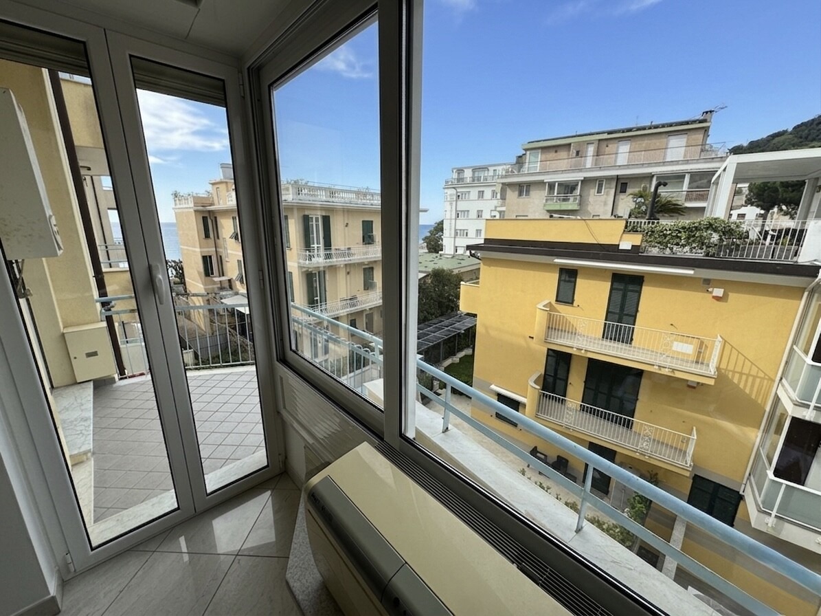 BORGO BARUSSO – BILOCALE CON POSTO AUTO A 50 METRI DAL MARE
