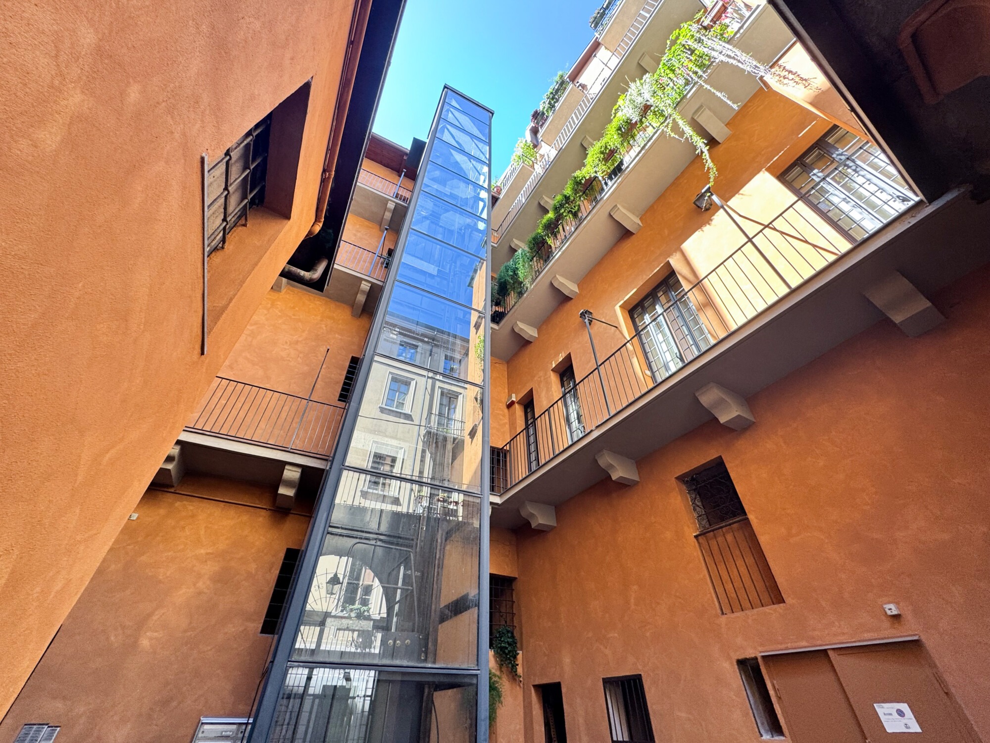 APPARTAMENTO ARREDATO IN LOCAZIONE BREVE