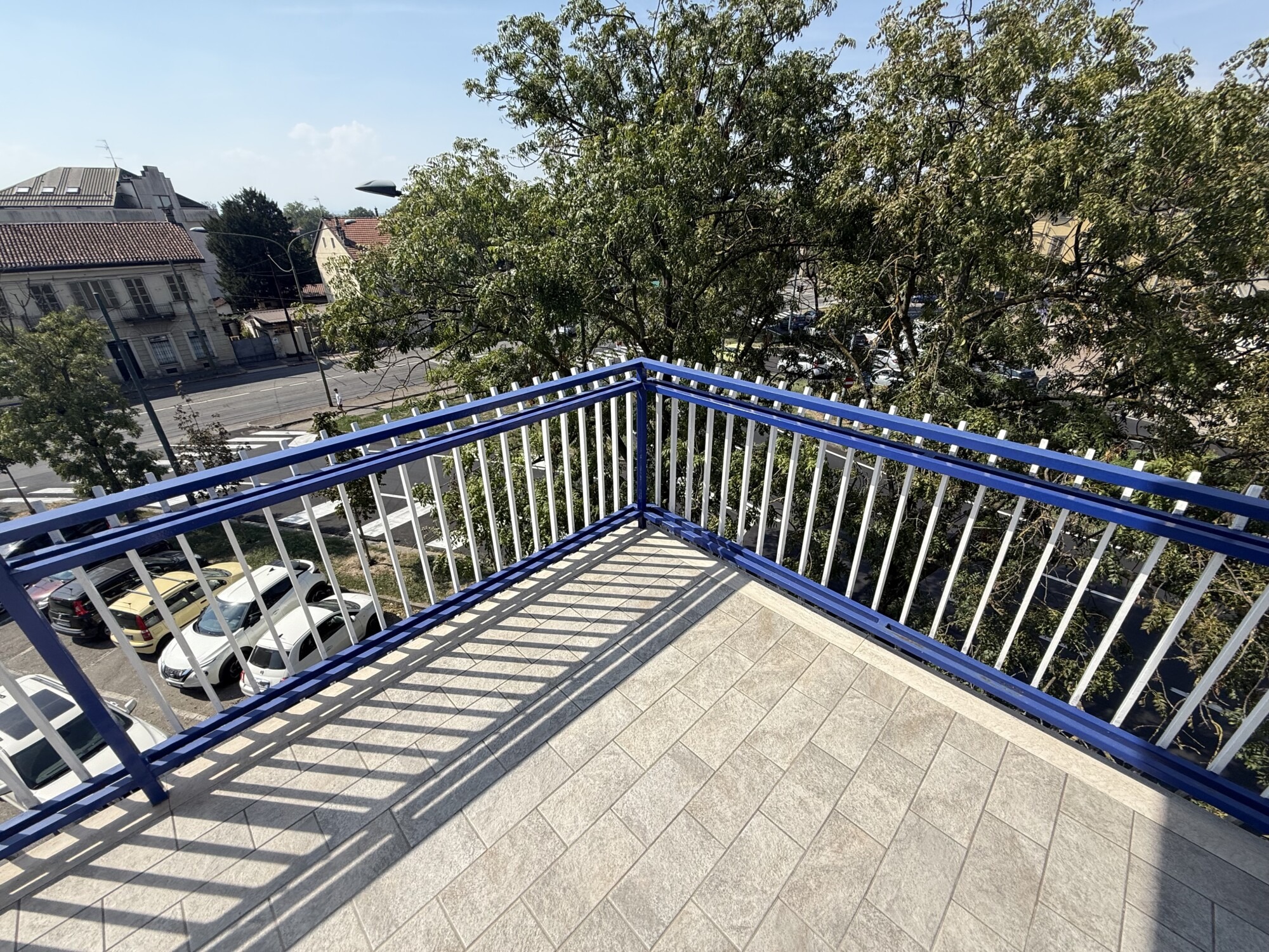 MQ. 255 FRONTE LICEO INTERNAZIONALE FRANCESE