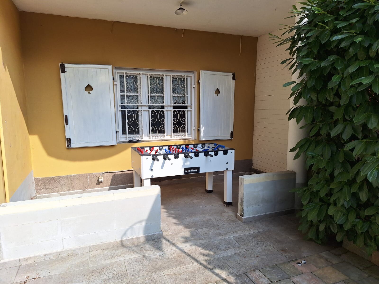 VILLETTA IN STILE LIBERTY CON GIARDINO PRIVATO